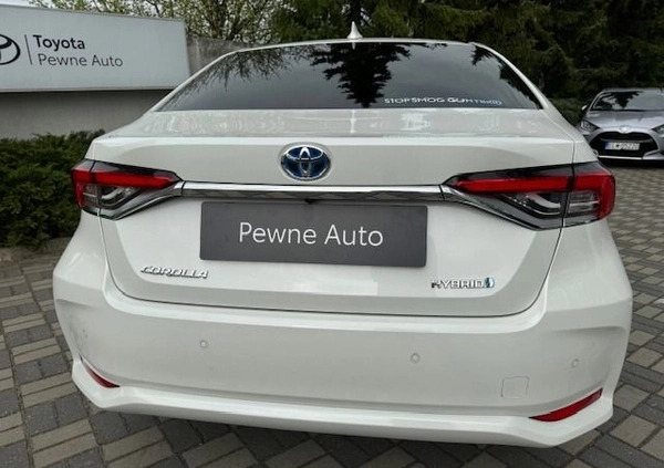 Toyota Corolla cena 89900 przebieg: 89700, rok produkcji 2019 z Dobrzyń nad Wisłą małe 92